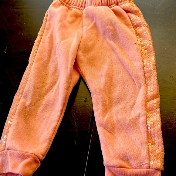 Designer - Picture 4 of 4